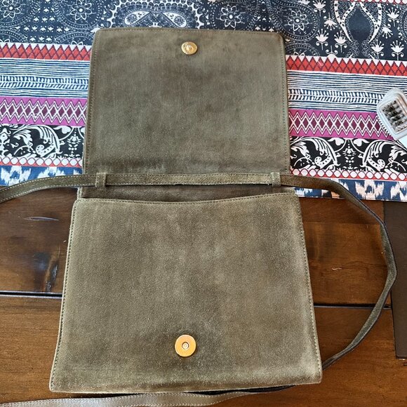 Salvatore Ferragamo Olive Green Suede Crossbody Shoulder Bag, Vintage, Rare - Picture 8 of 15